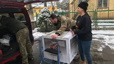 Гуманітарна допомога українським захисникам